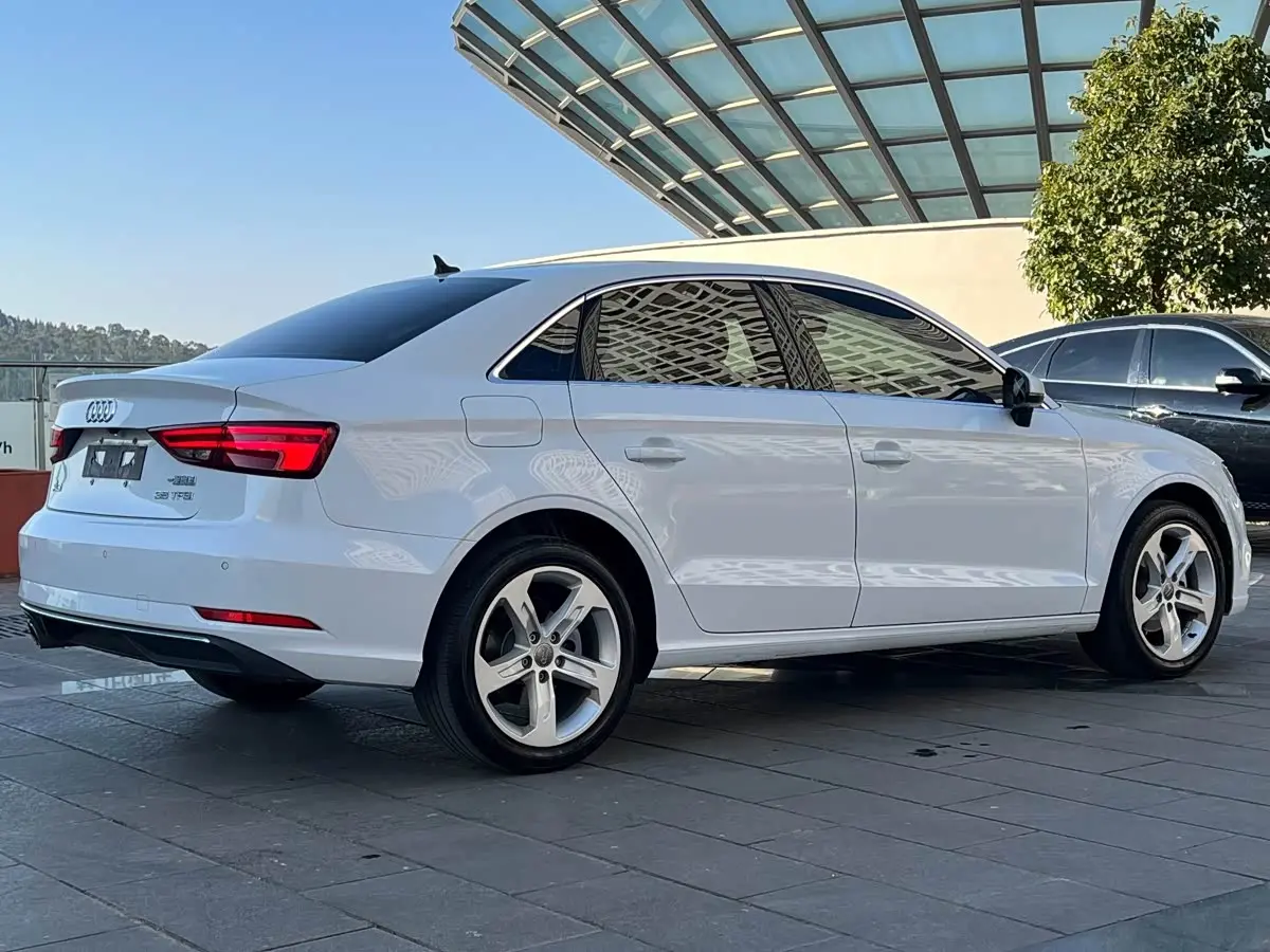 Audi A3 2021 — Photo 4/20