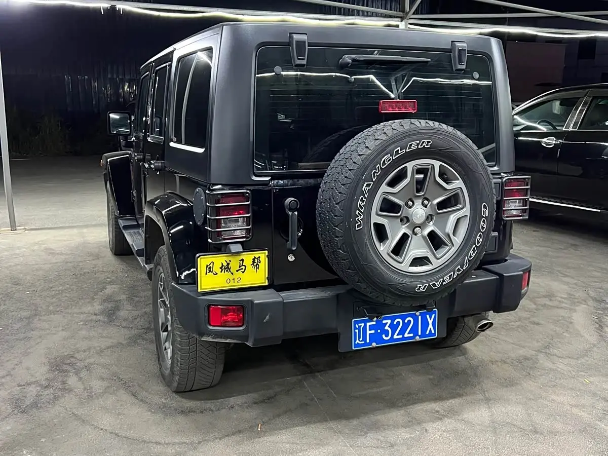 Jeep Wrangler 2018 — Фото 7/9
