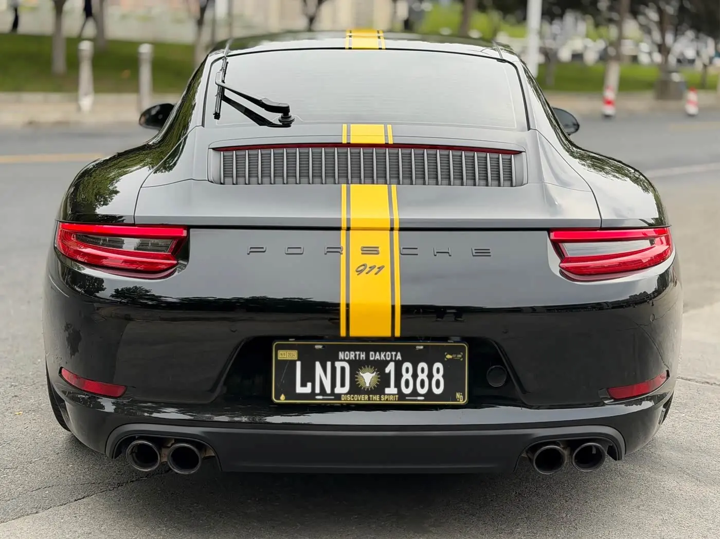 Porsche 911 2018 — Photo 6/19