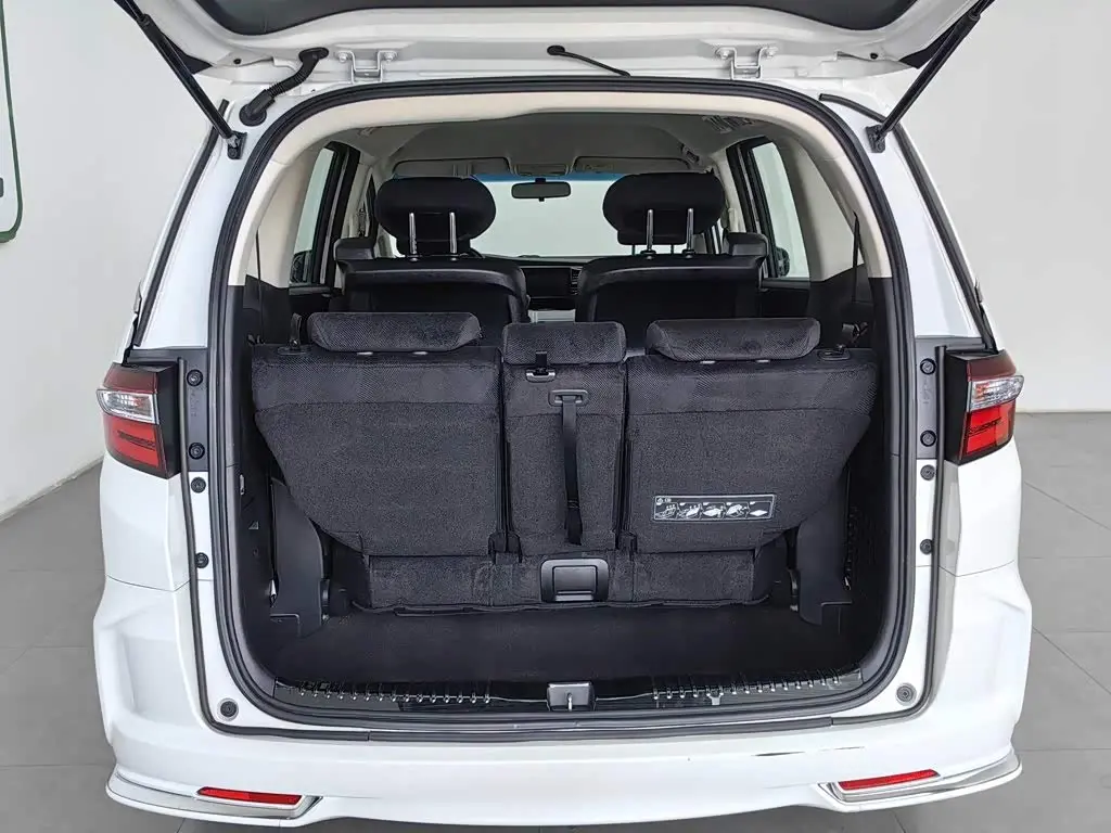Honda Odyssey 2021 — Photo 16/20