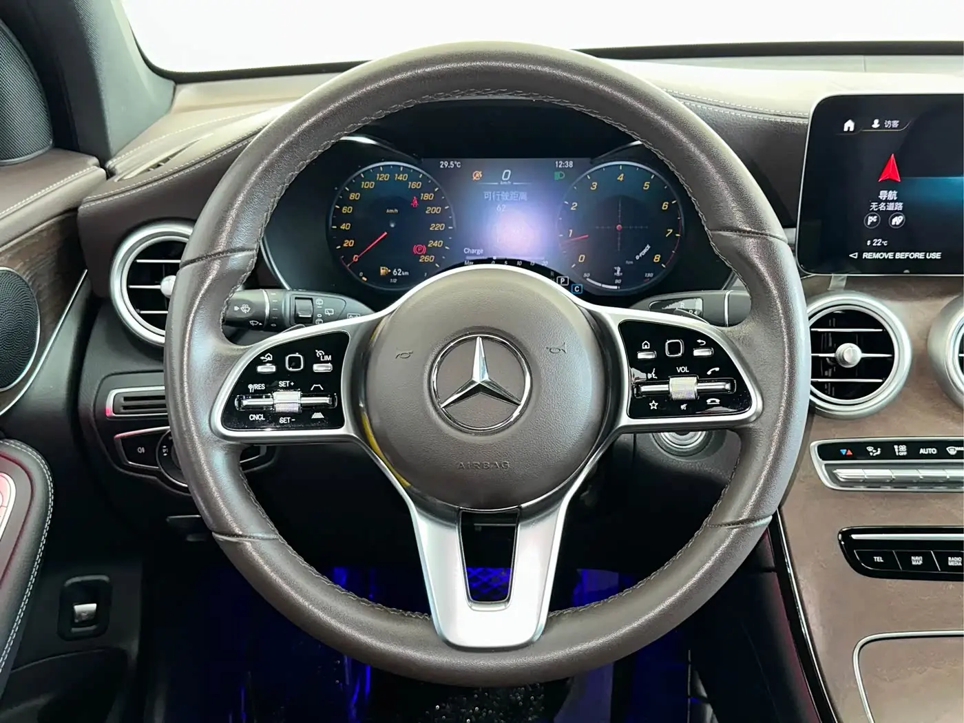 Mercedes-Benz GLC 2022 — Şəkil 14/17