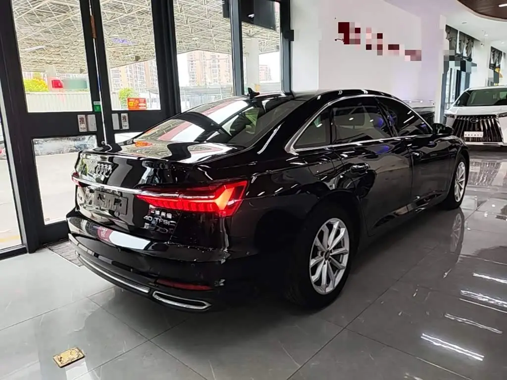 Audi A6L 2021 — Photo 7/20