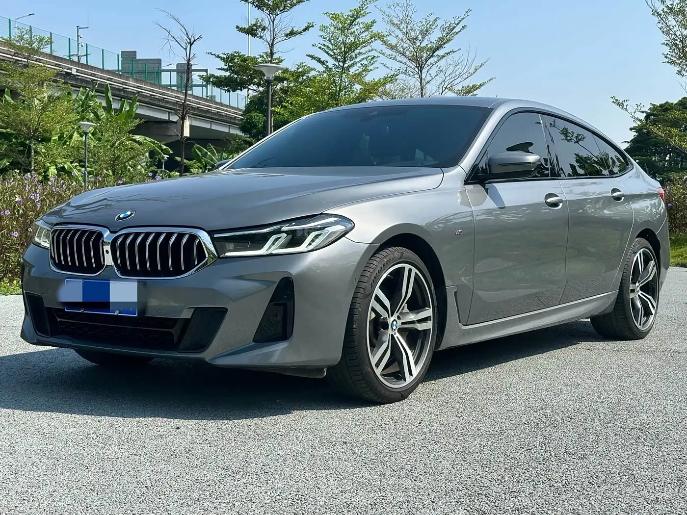 BMW 6 Series GT 2023 — Şəkil 1/18