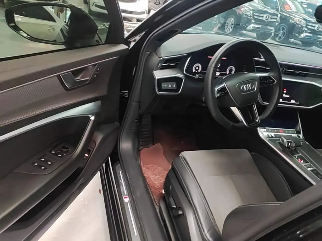 Audi A6L 2021 — Photo 16/20