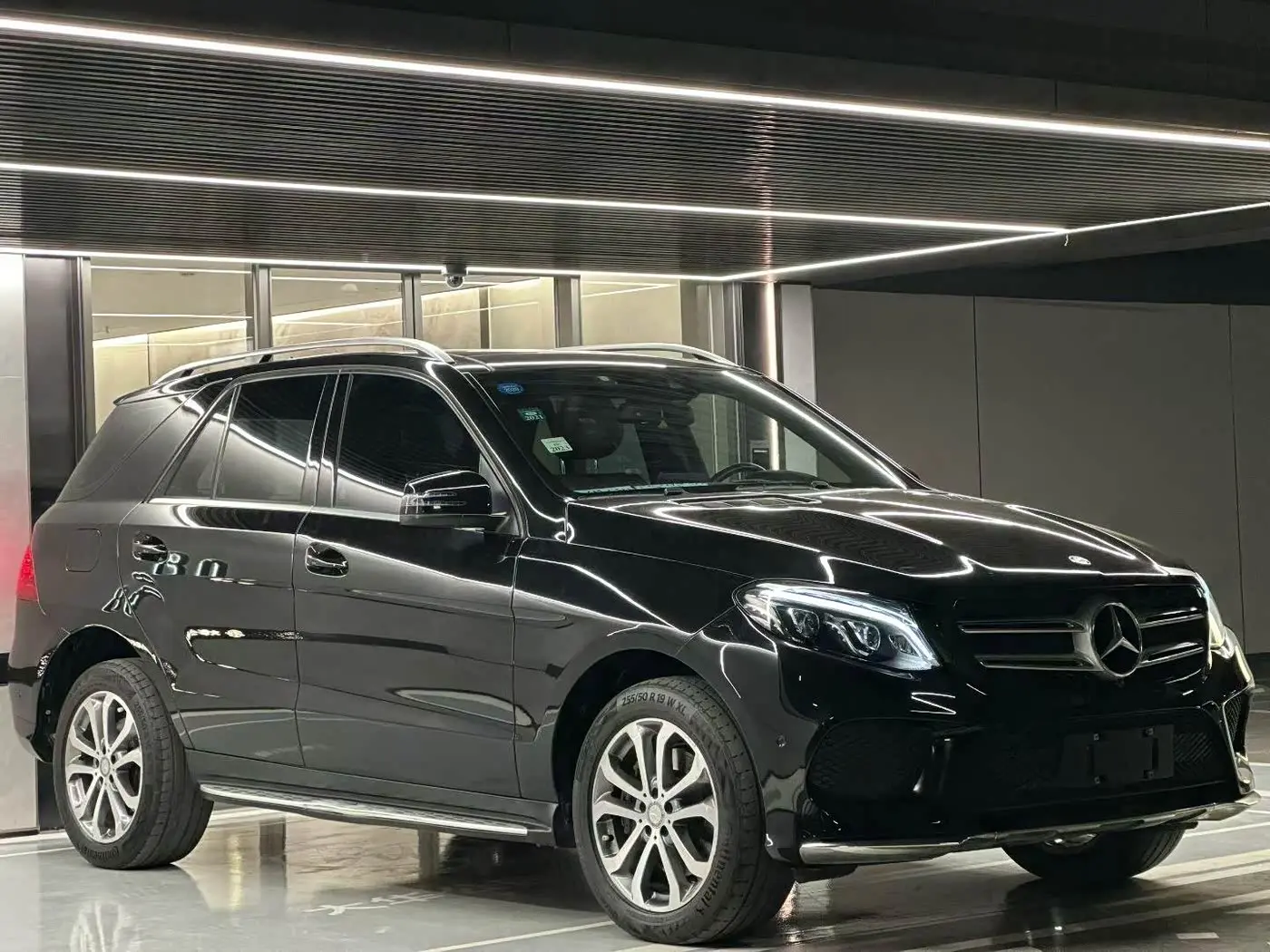 Mercedes-Benz GLE 2017 — Фото 3/20