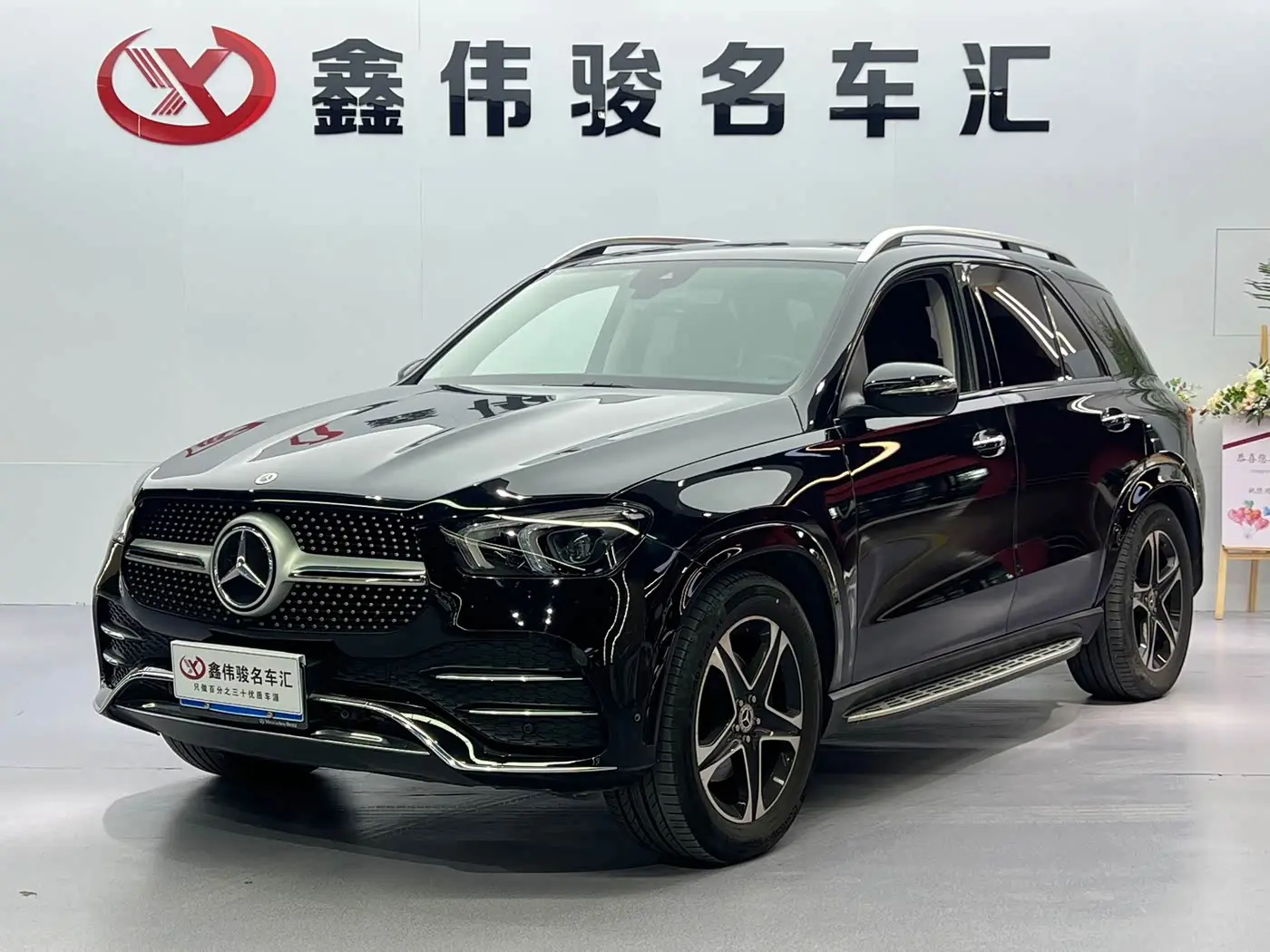 Mercedes-Benz GLE 2023 — Фото 2/17