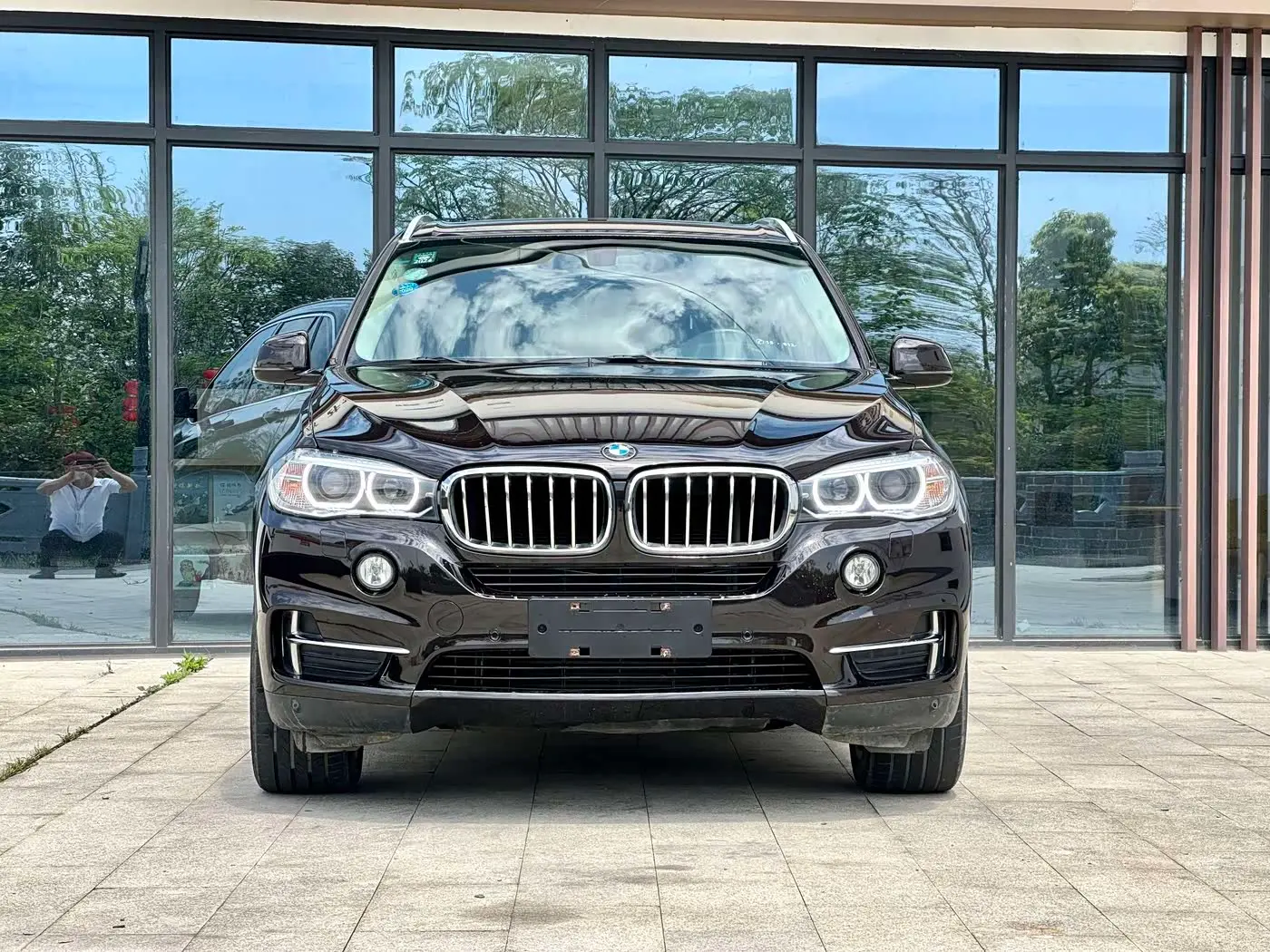 BMW X5 2016 — Photo 2/13