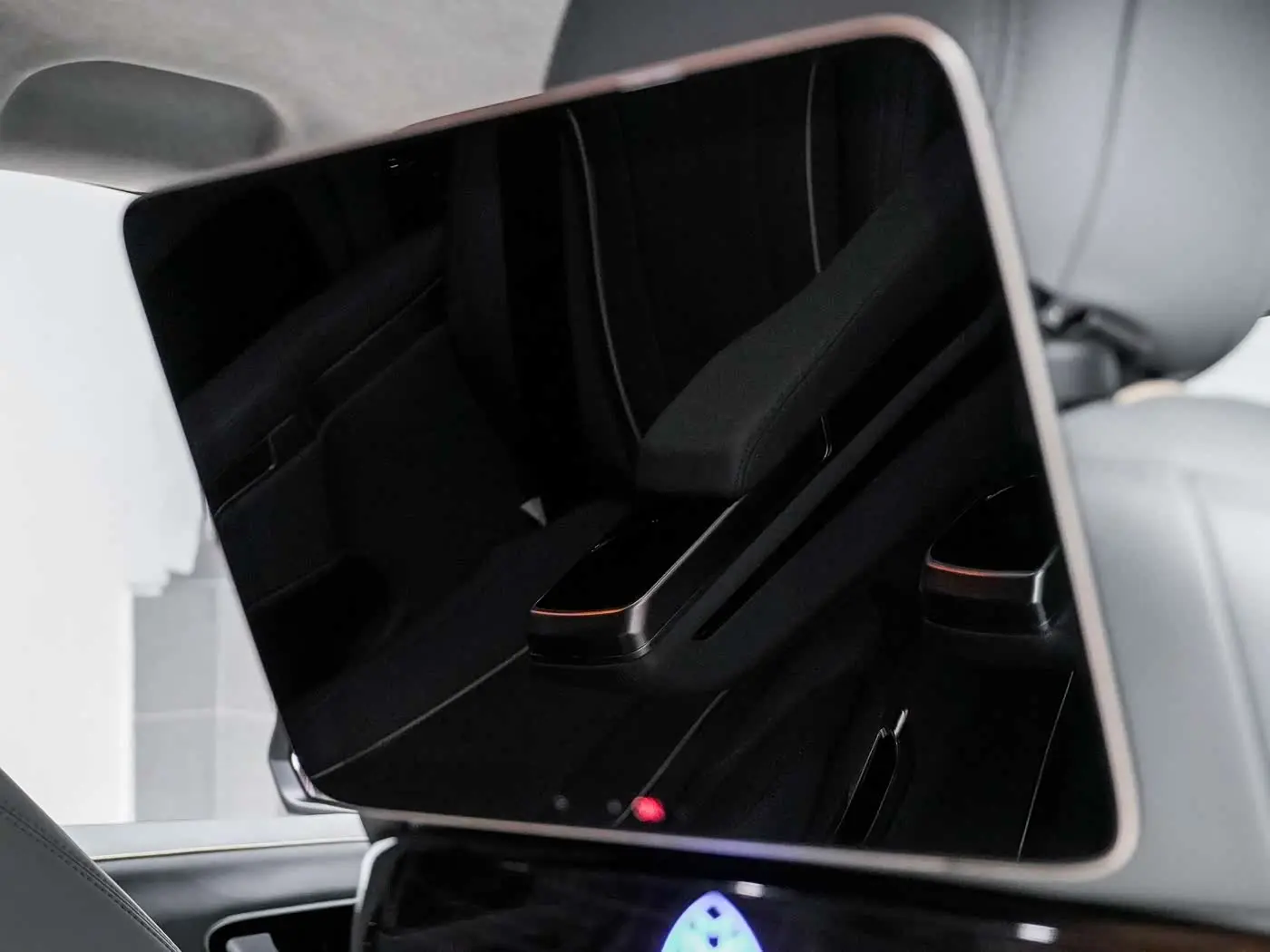 Mercedes-Benz Vito 2021 — Photo 19/20