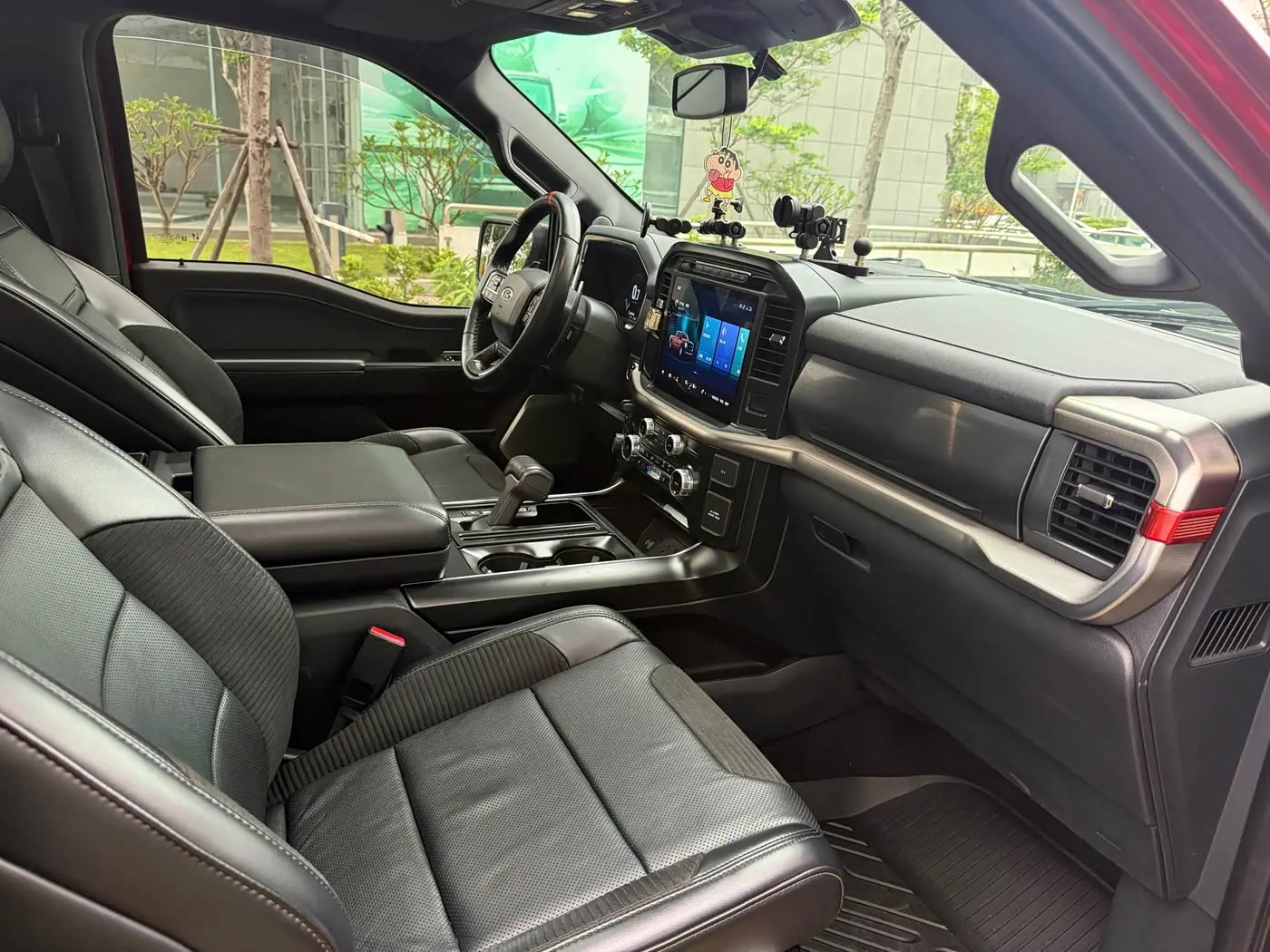 Ford F-150 Raptor 2023 — Photo 10/20