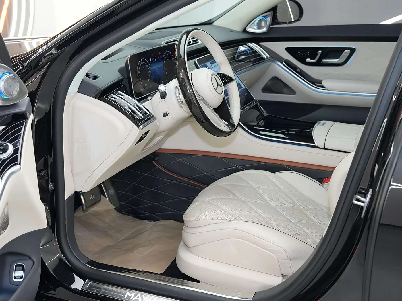 Mercedes-Benz Maybach S-Class 2023 — Фото 12/20