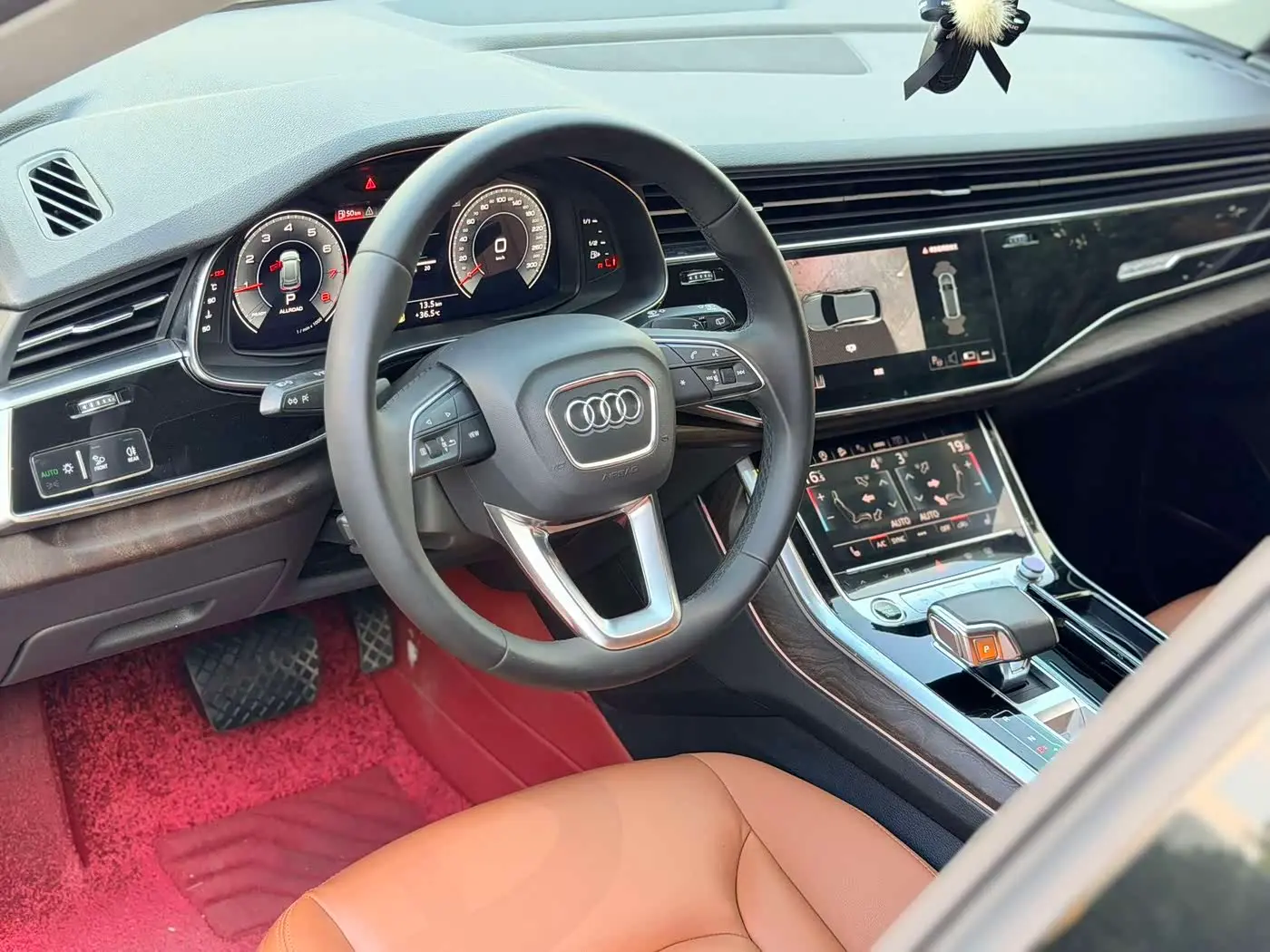 Audi Q8 2021 — Photo 4/9