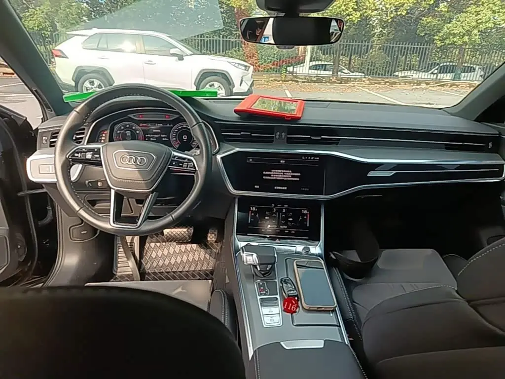 Audi A6L 2024 — Photo 10/20