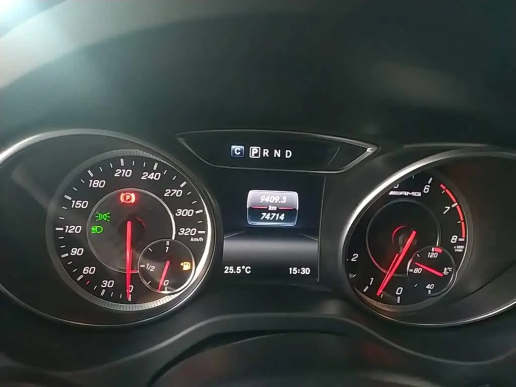 Mercedes-Benz CLA AMG 2019 — Фото 12/20