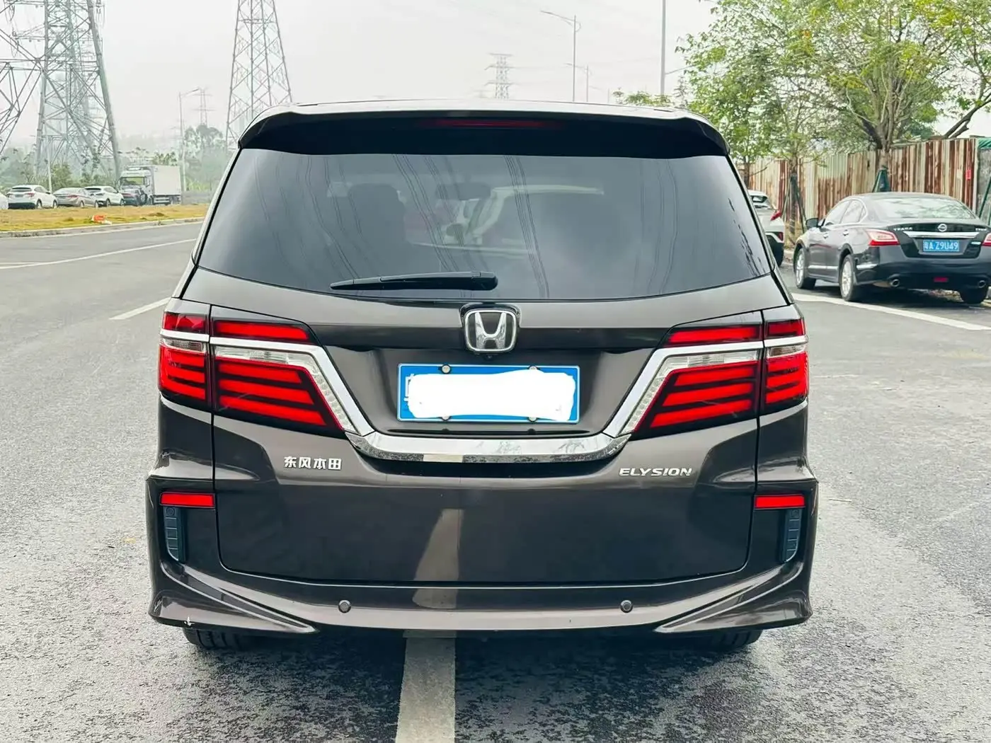 Honda Elysion 2017 — ფოტო 4/11