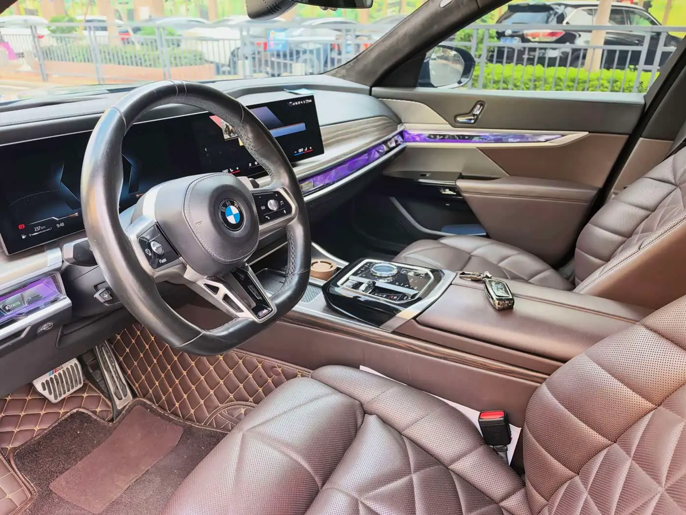 BMW 7 Series 2023 — Фото 10/10