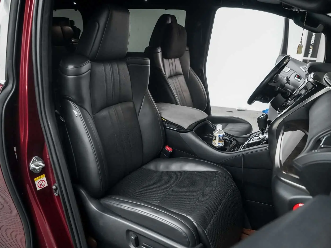 Toyota Alphard 2019 — ფოტო 12/19