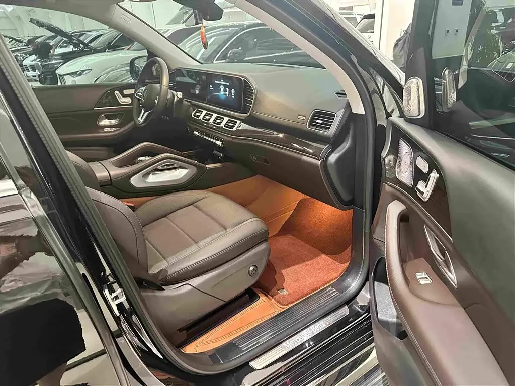 Mercedes-Benz GLE 2022 — Photo 16/18