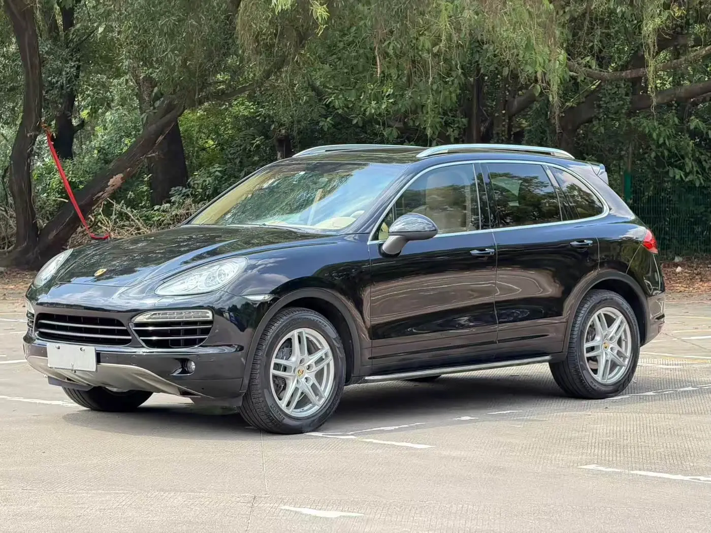 Porsche Cayenne 2012 — Photo 10/19