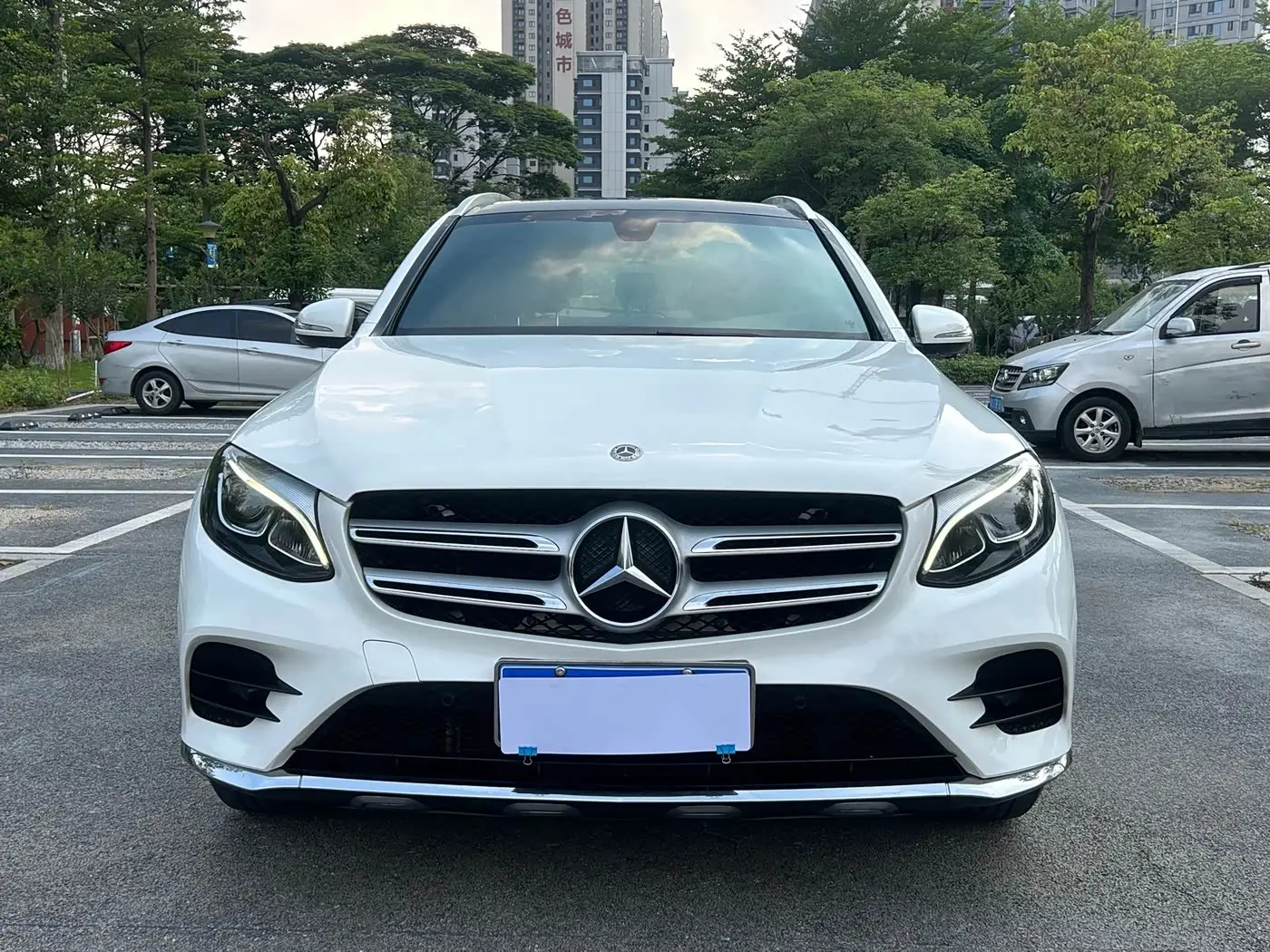 Mercedes-Benz GLC 2018 — Фото 2/20