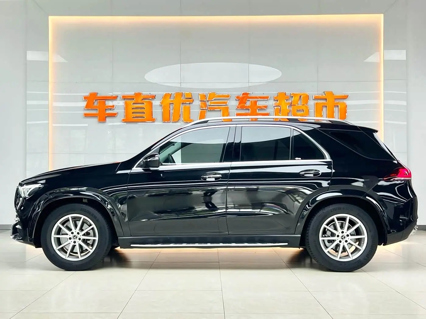 Mercedes-Benz GLE 2020 — Фото 4/20