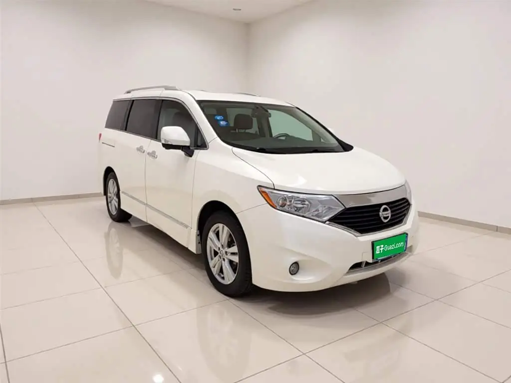 Nissan Quest 2016 — Фото 4/20