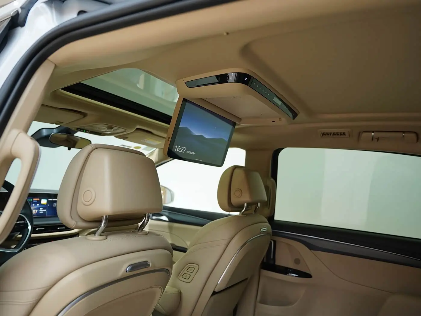 Buick GL8 New Energy 2025 — ფოტო 15/18