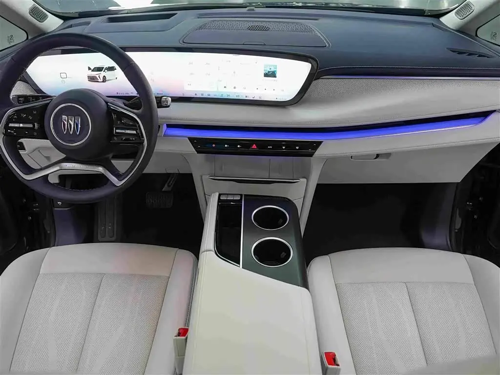 Buick GL8 New Energy 2025 — Фото 10/16
