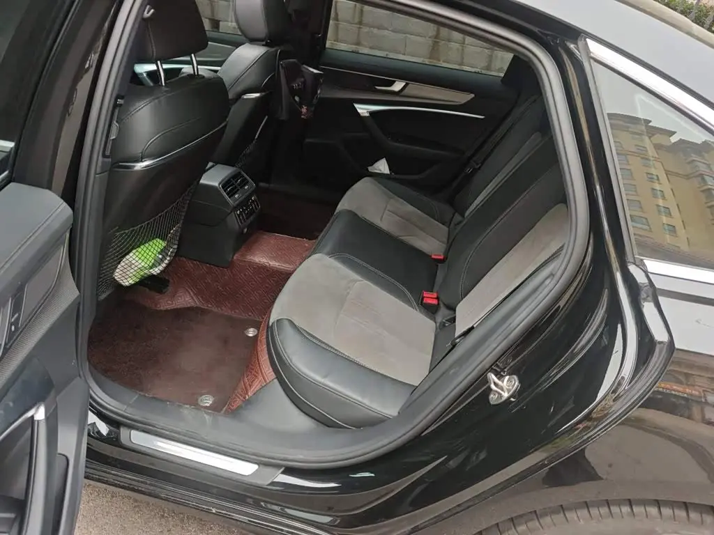 Audi A6L 2022 — Photo 15/20