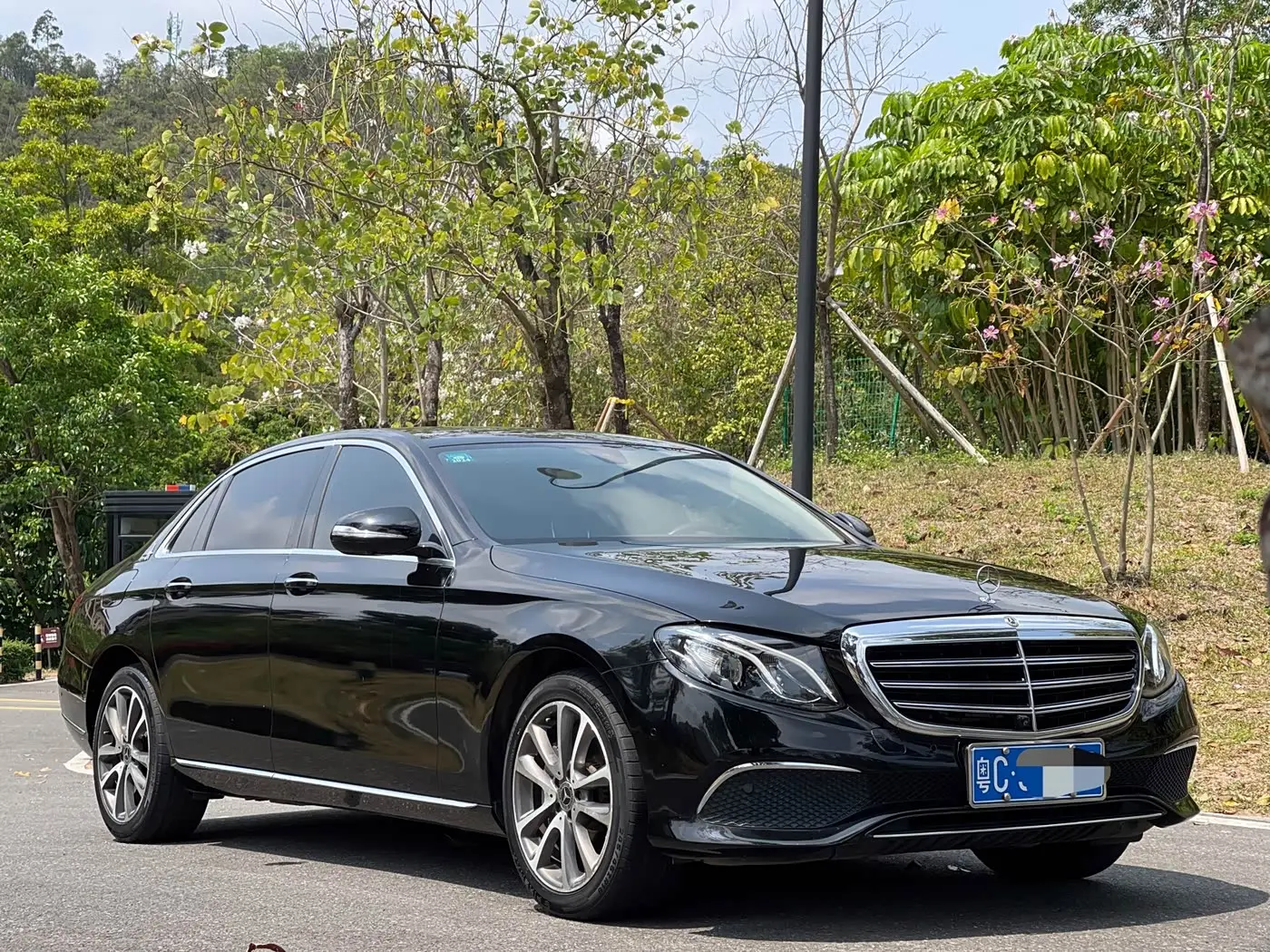 Mercedes-Benz E-Class 2018 — Фото 3/9