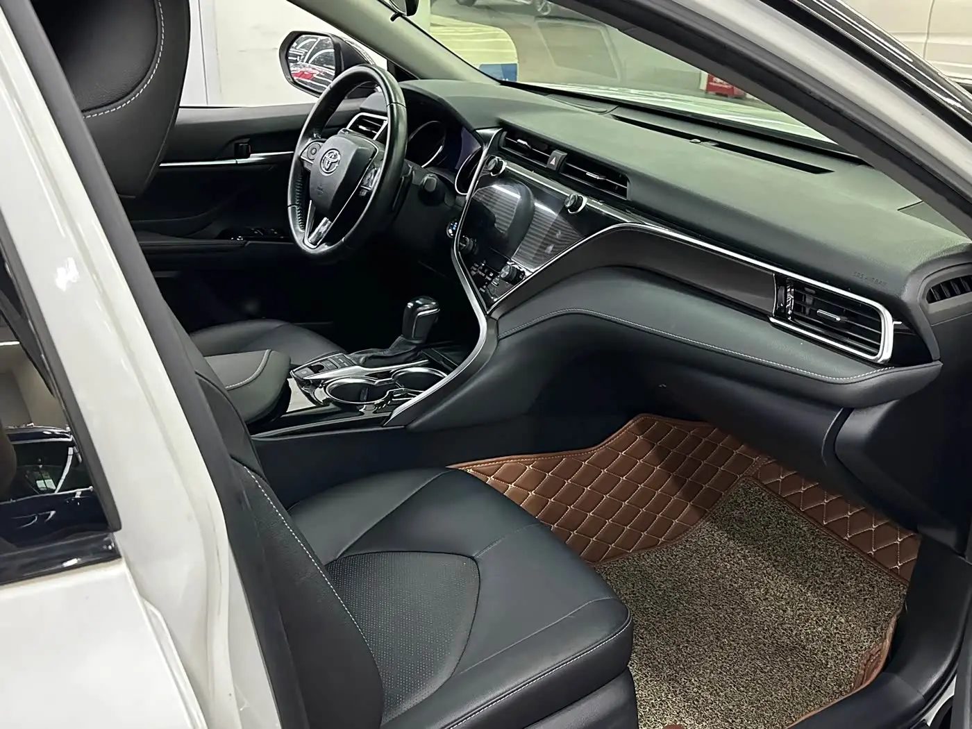 Toyota Camry 2020 — Şəkil 6/6