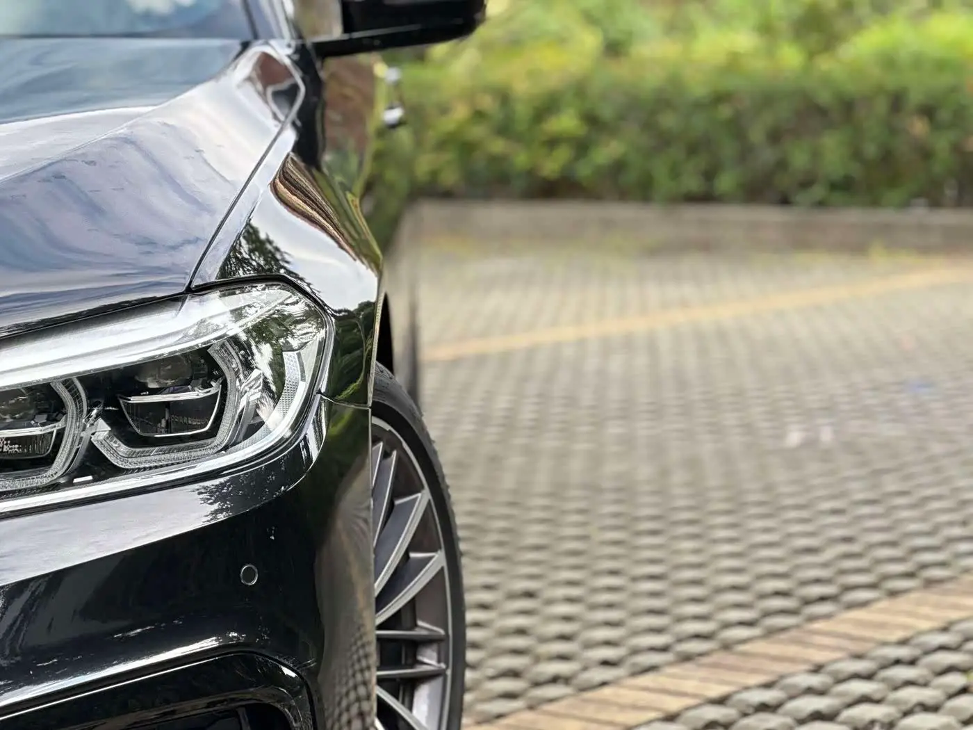 BMW 5 Series 2019 — Photo 5/20