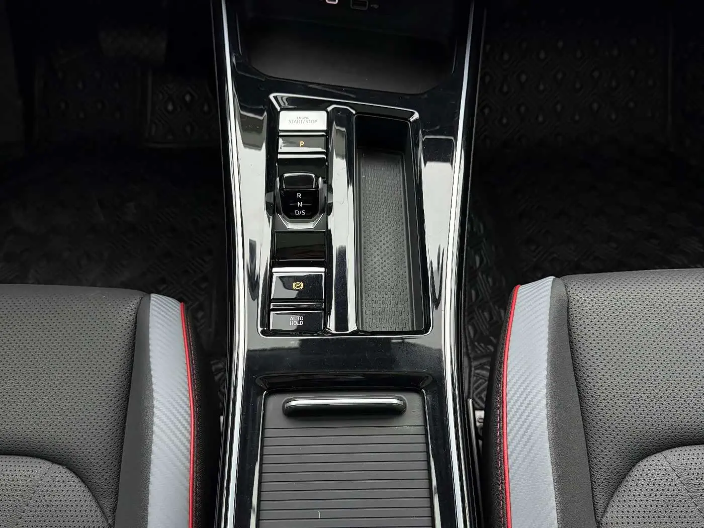 Volkswagen Lamando 2022 — Photo 12/20