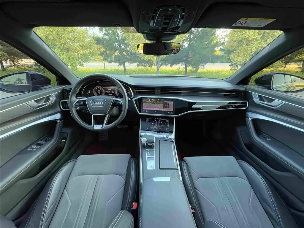 Audi A6L 2024 — Photo 8/20