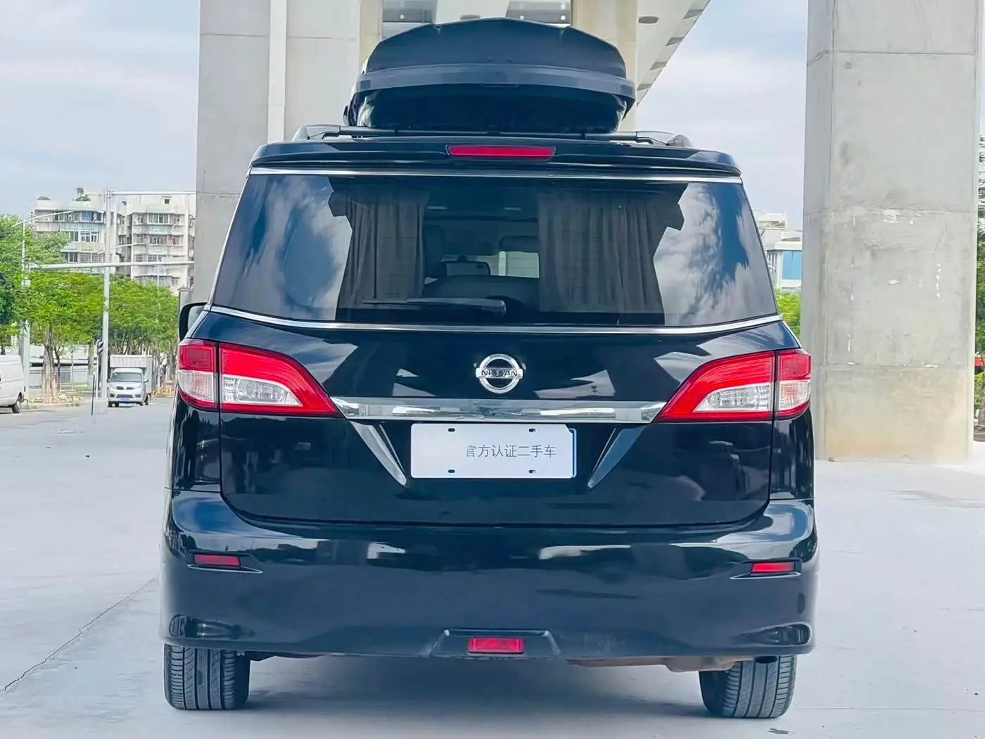 Nissan Quest 2018 — Фото 4/11