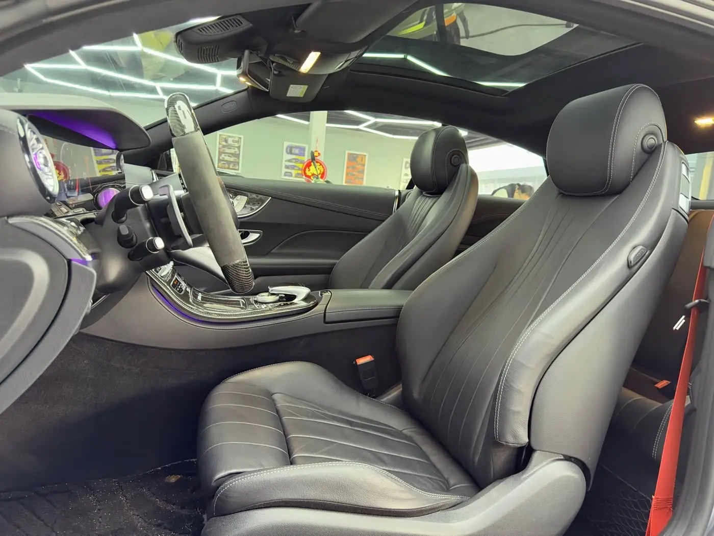 Mercedes-Benz E-Class 2018 — Фото 16/18