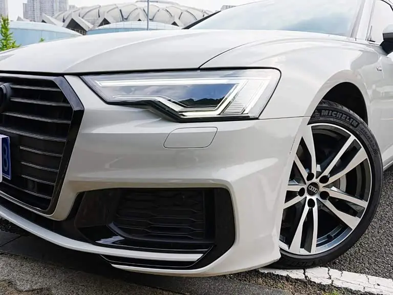 Audi A6 2023 — Фото 12/20