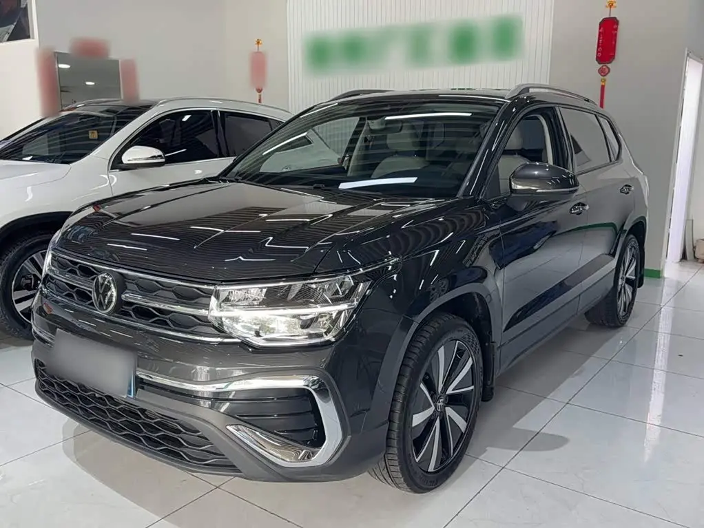 Volkswagen Tharu 2025 — Photo 8/20
