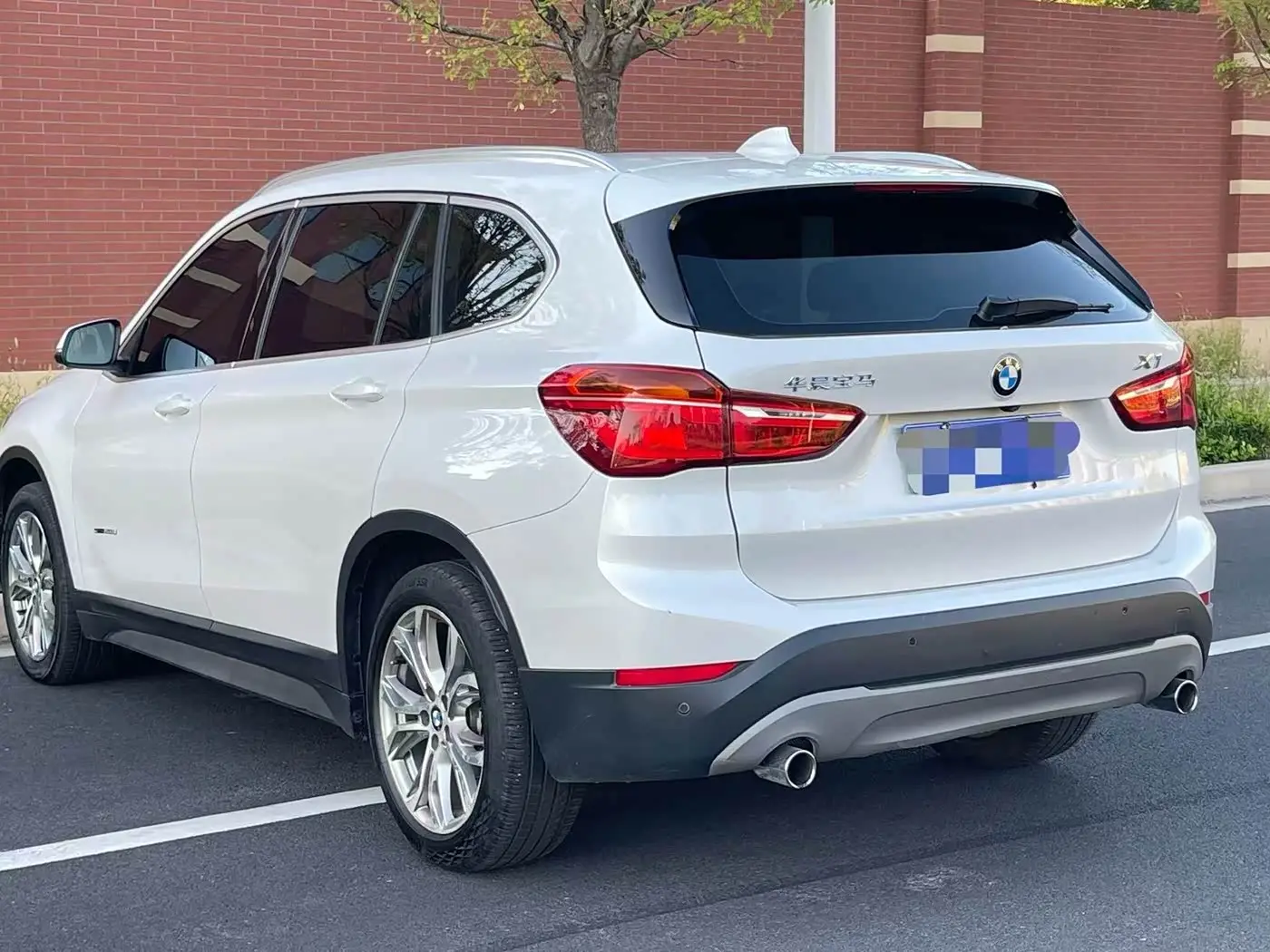BMW X1 2018 — Фото 6/15