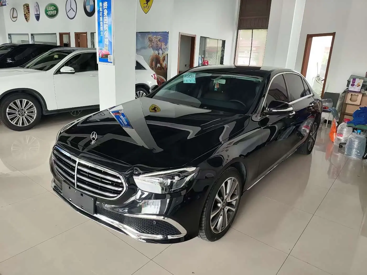 Mercedes-Benz E-Class 2018 — Фото 1/8