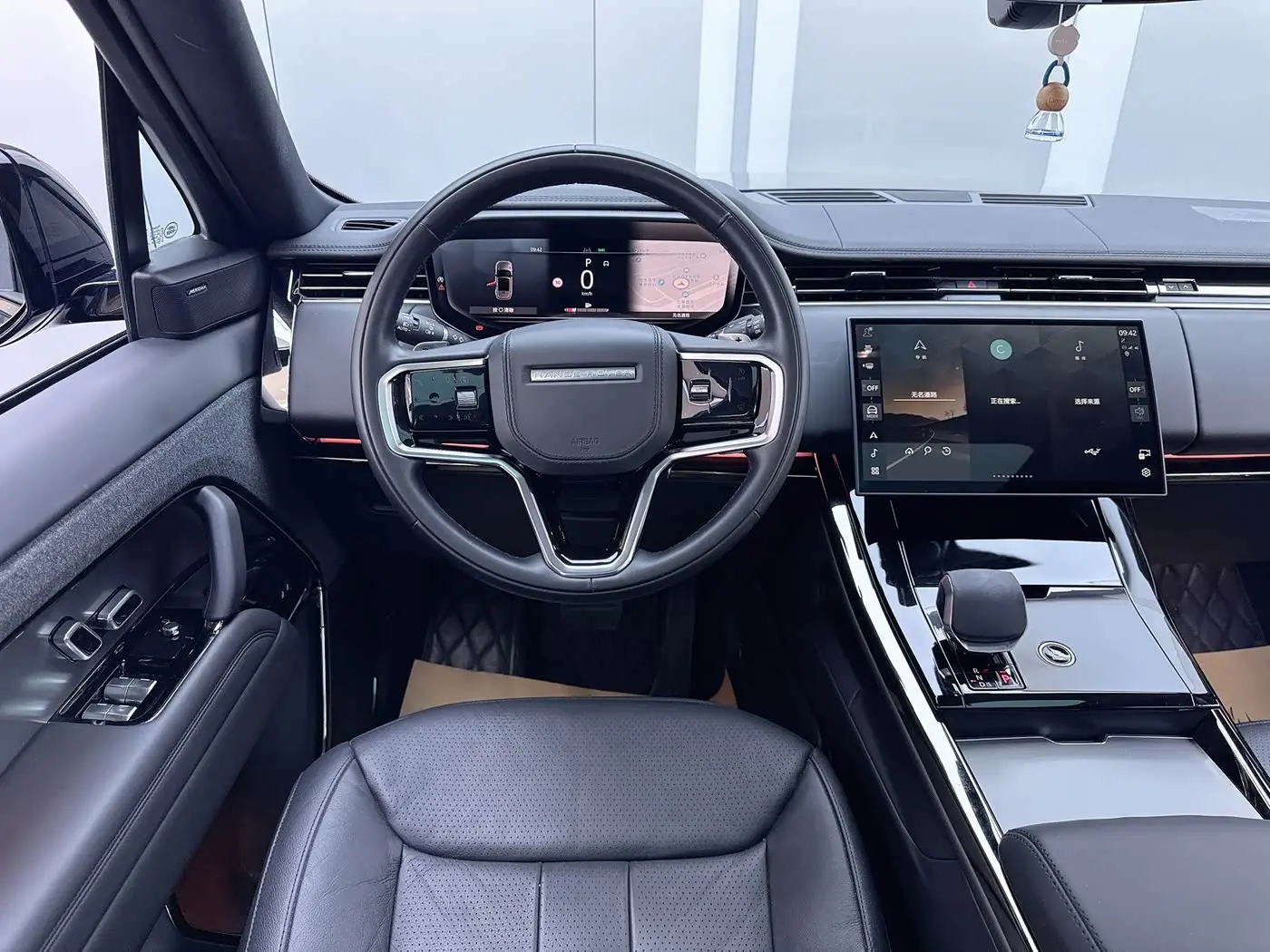 Land Rover Range Rover Sport 2024 — Photo 5/20