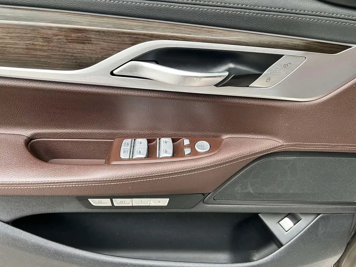 BMW 7 Series 2018 — Şəkil 7/18
