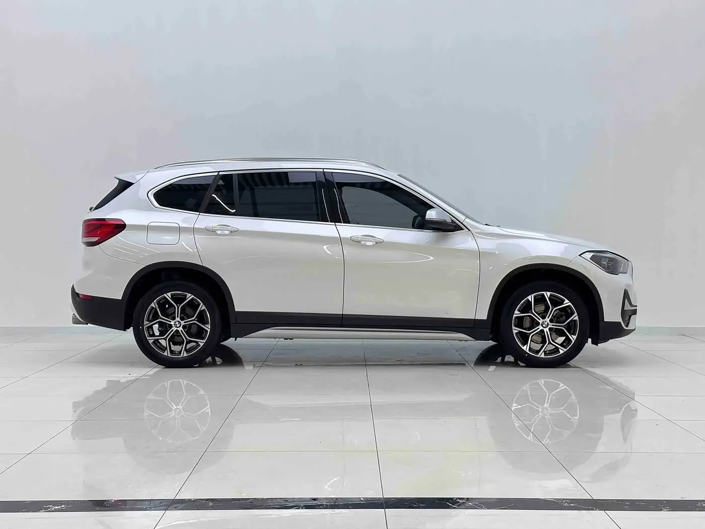 BMW X1 2023 — Фото 5/9