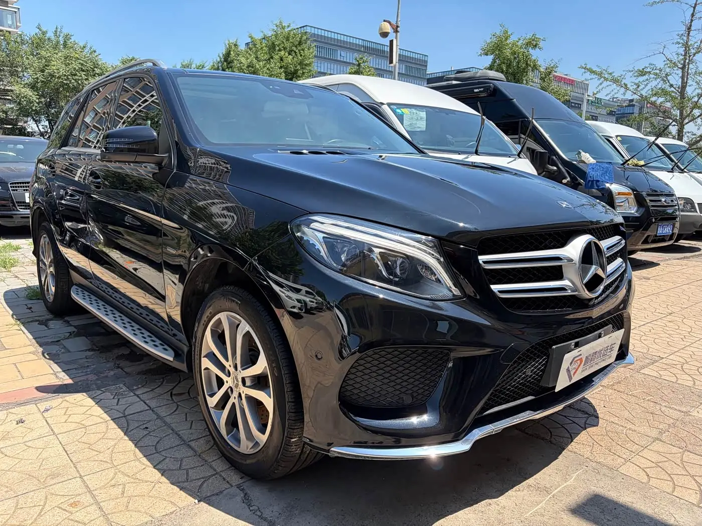 Mercedes-Benz GLE 2018 — Photo 3/20