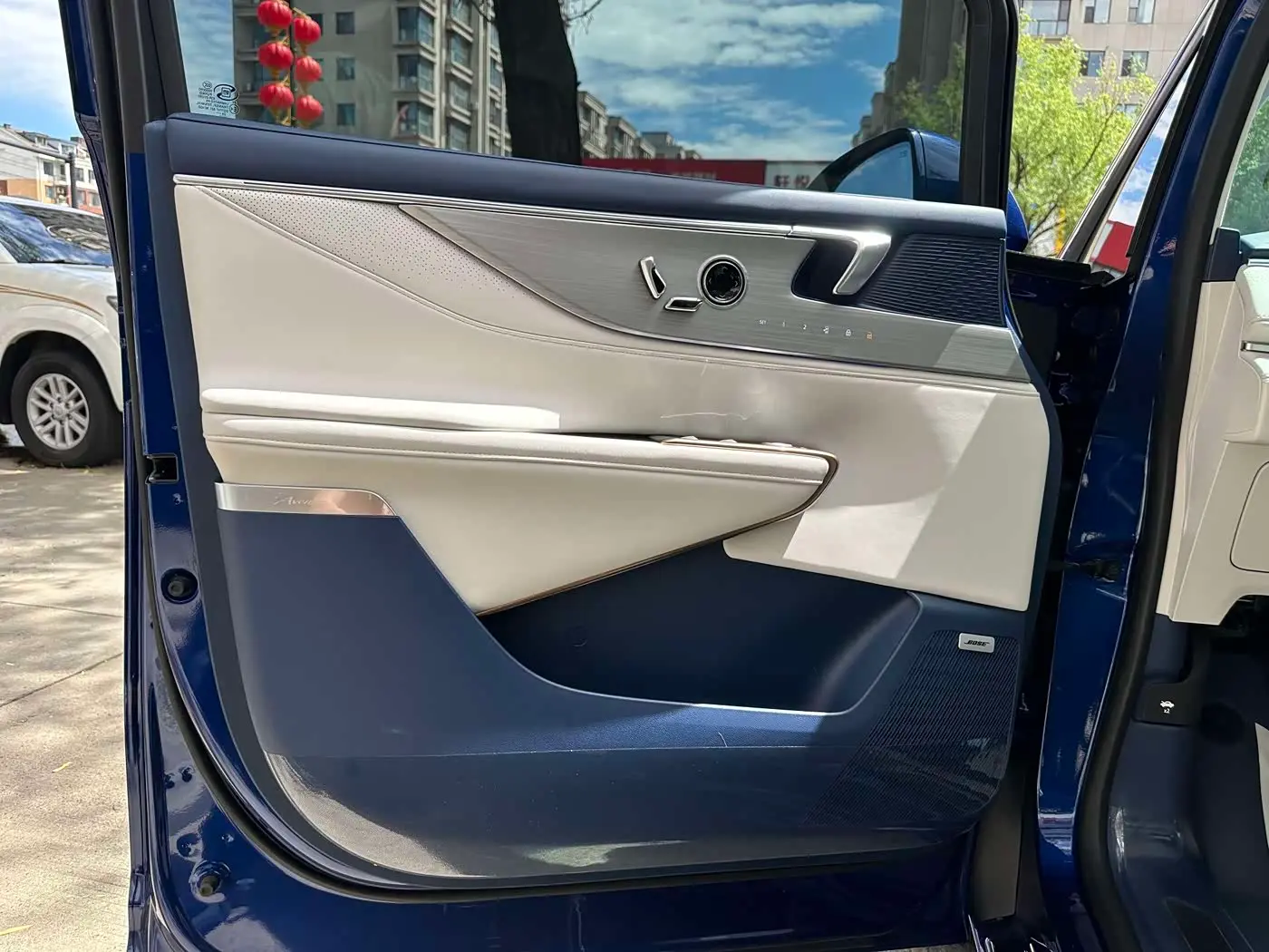 Buick GL8 New Energy 2025 — Photo 16/20