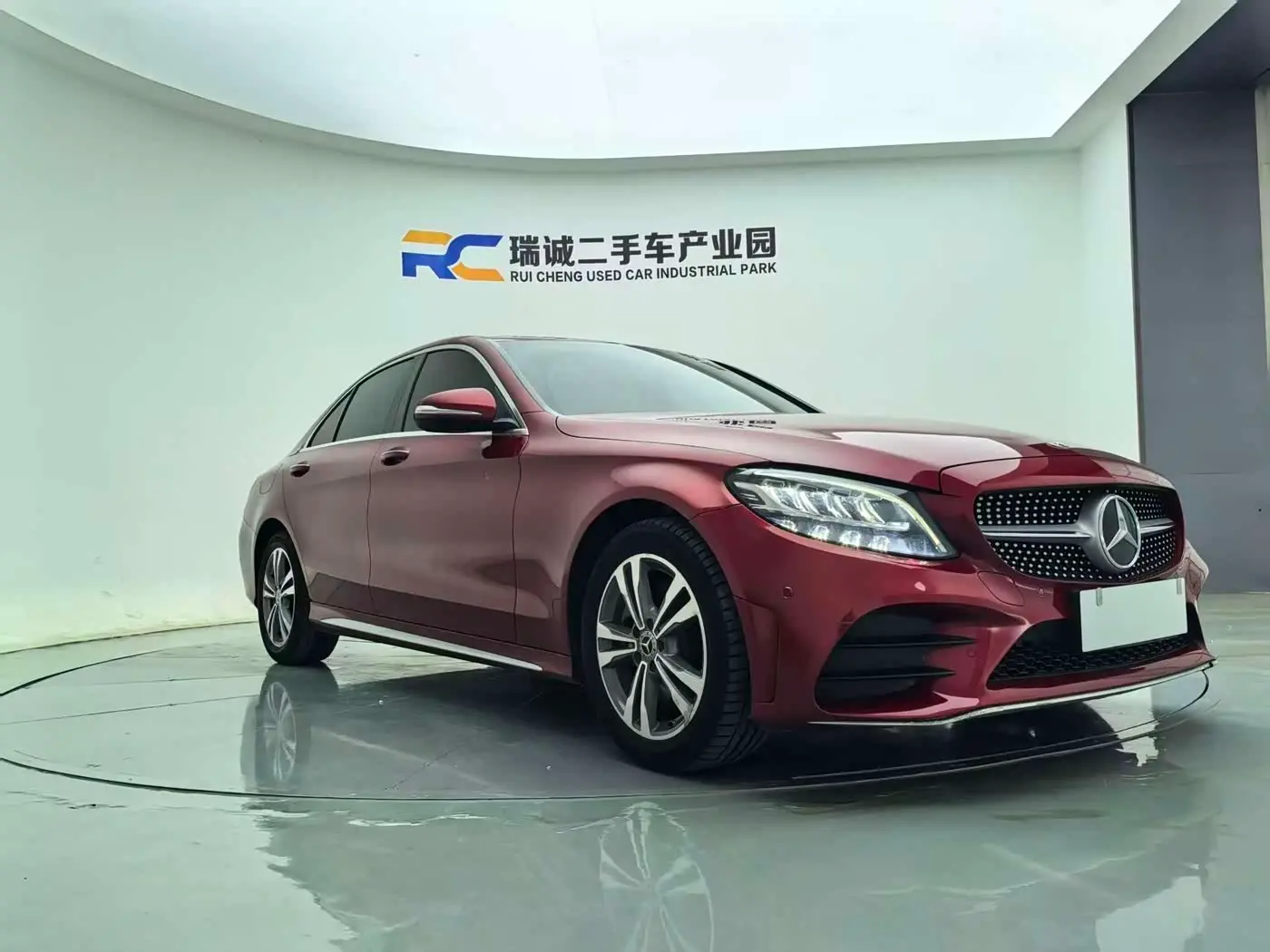 Mercedes-Benz C-Class 2020 — Photo 3/14