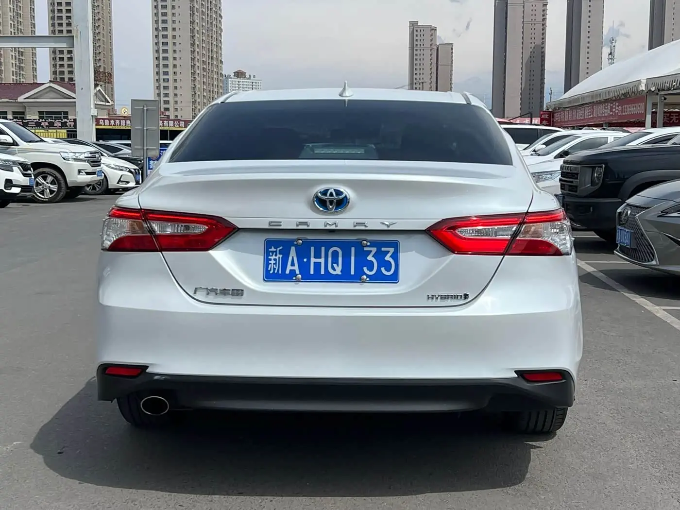 Toyota Camry 2022 — Photo 4/9