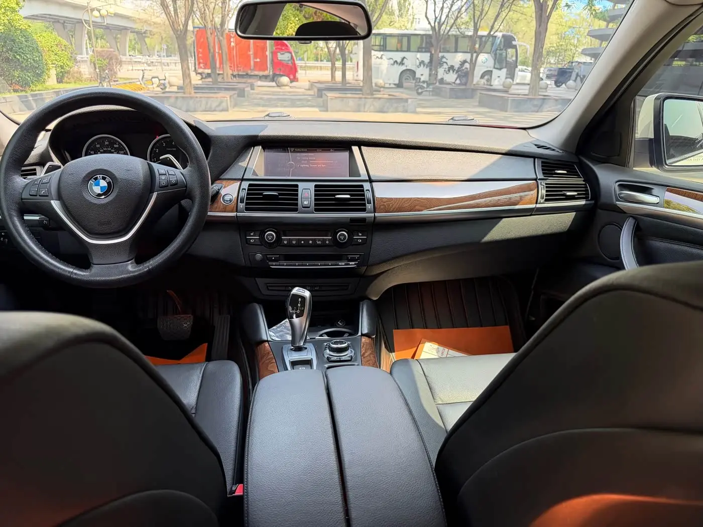 BMW X6 2014 — Photo 11/13