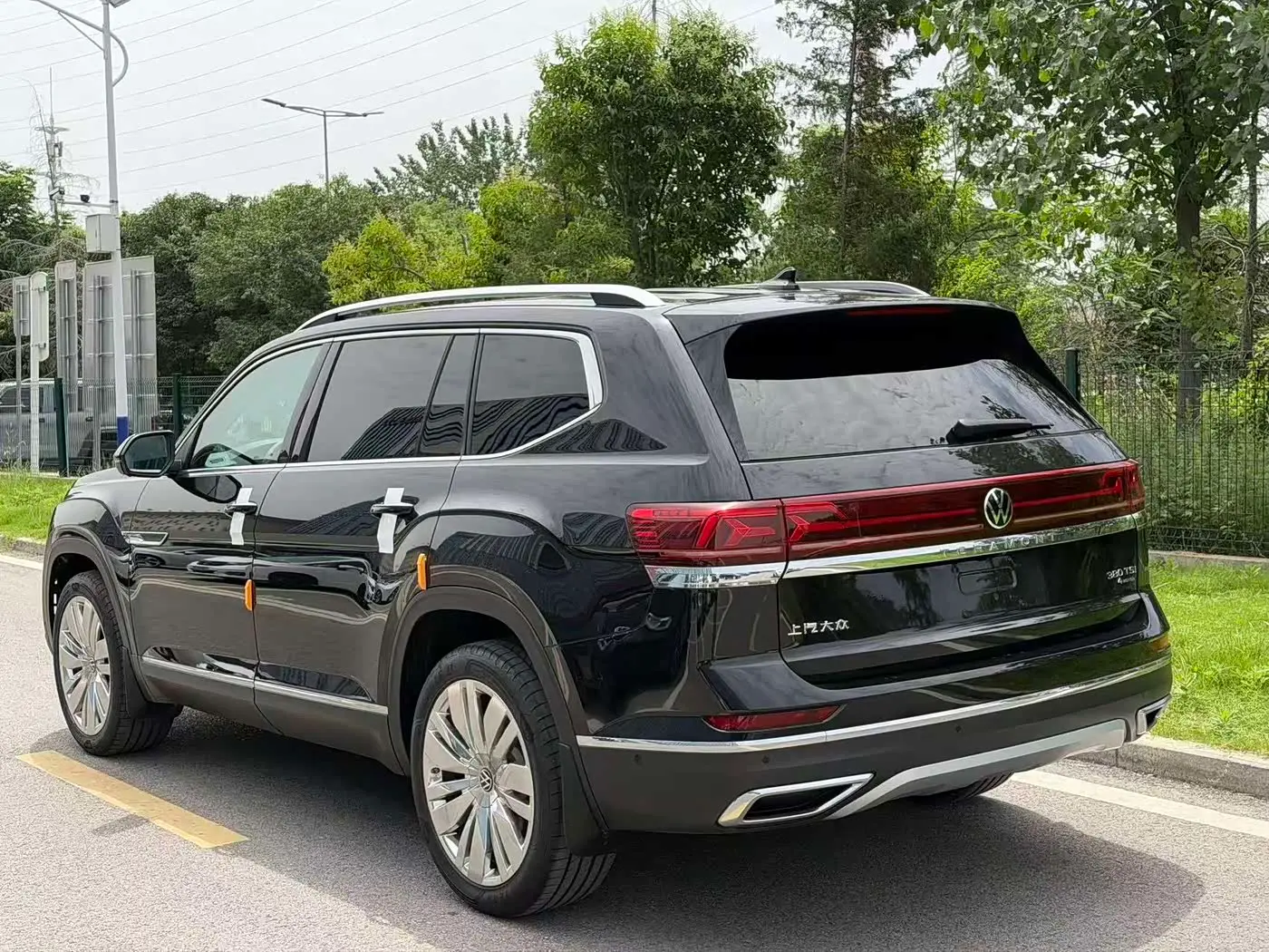 Volkswagen Teramont 2021 — ფოტო 11/13