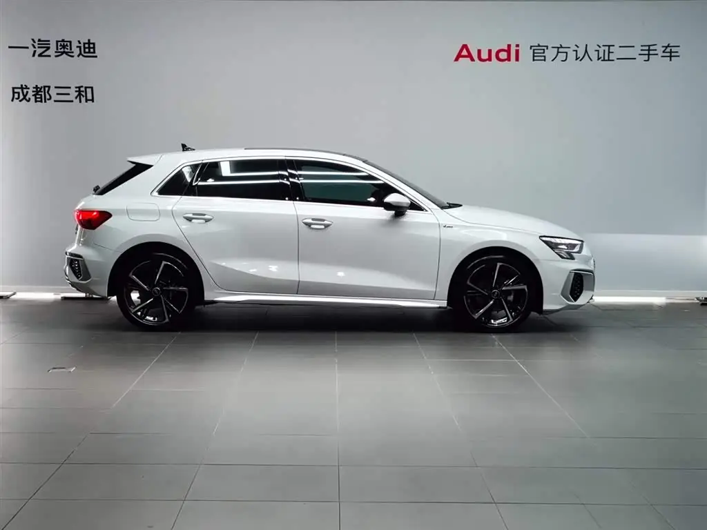 Audi A3 2023 — Photo 3/20