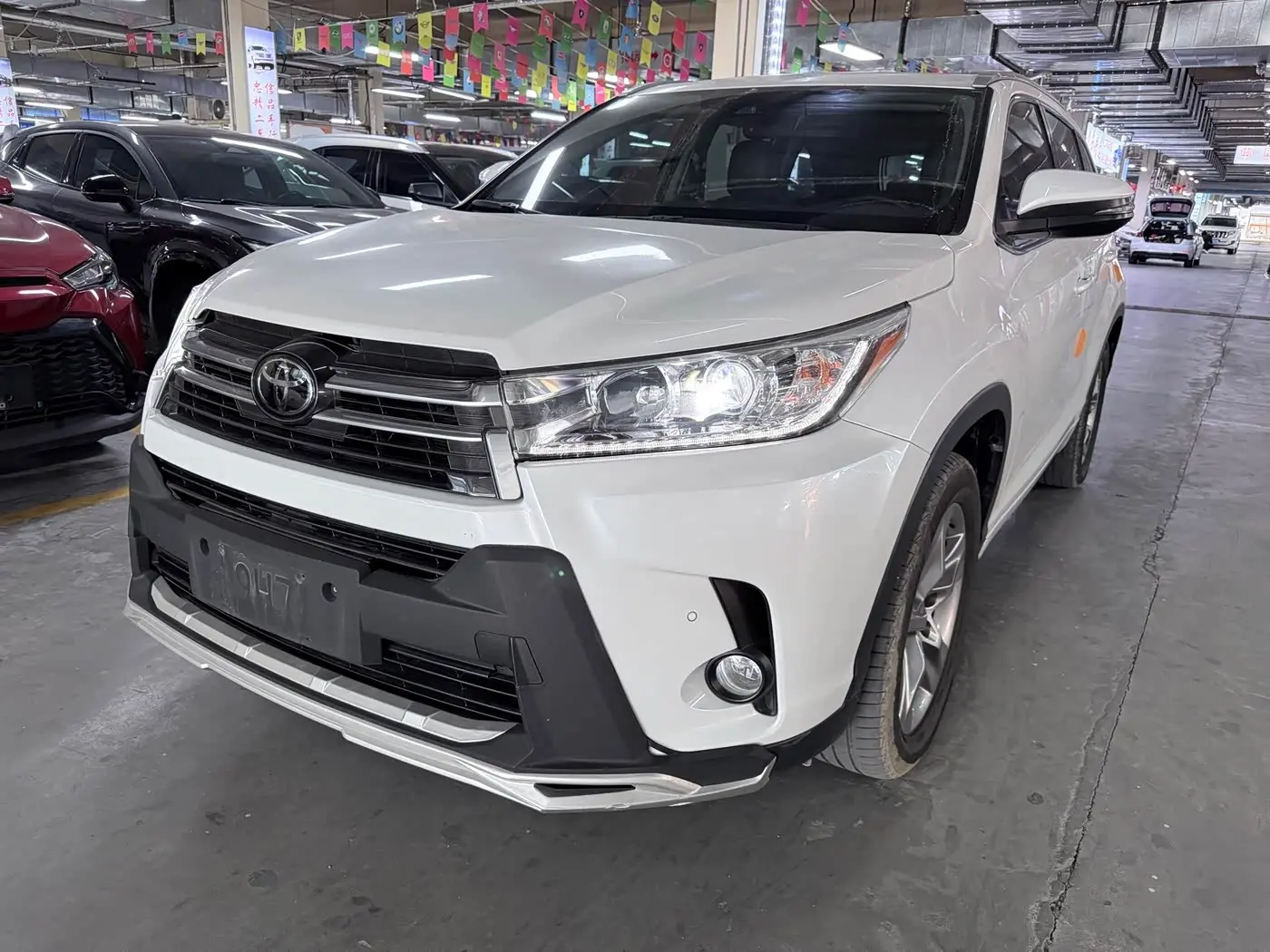 Toyota Highlander 2021 — Photo 1/20